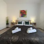 דירה Adelina *